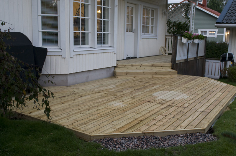 Terassi 44.jpg - ja tämmönen siitä sitten tuli